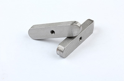 不銹鋼2CR13 兩頭圓按圖定制打孔平鍵、鍵銷